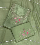 Dhamaka Offer Glass Organza Suit Set With Zari & Thread Work - Yanchi