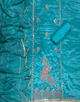 Radiant Gold Crush Suit Set with Zari Thread & Sequins Work - Yanchi