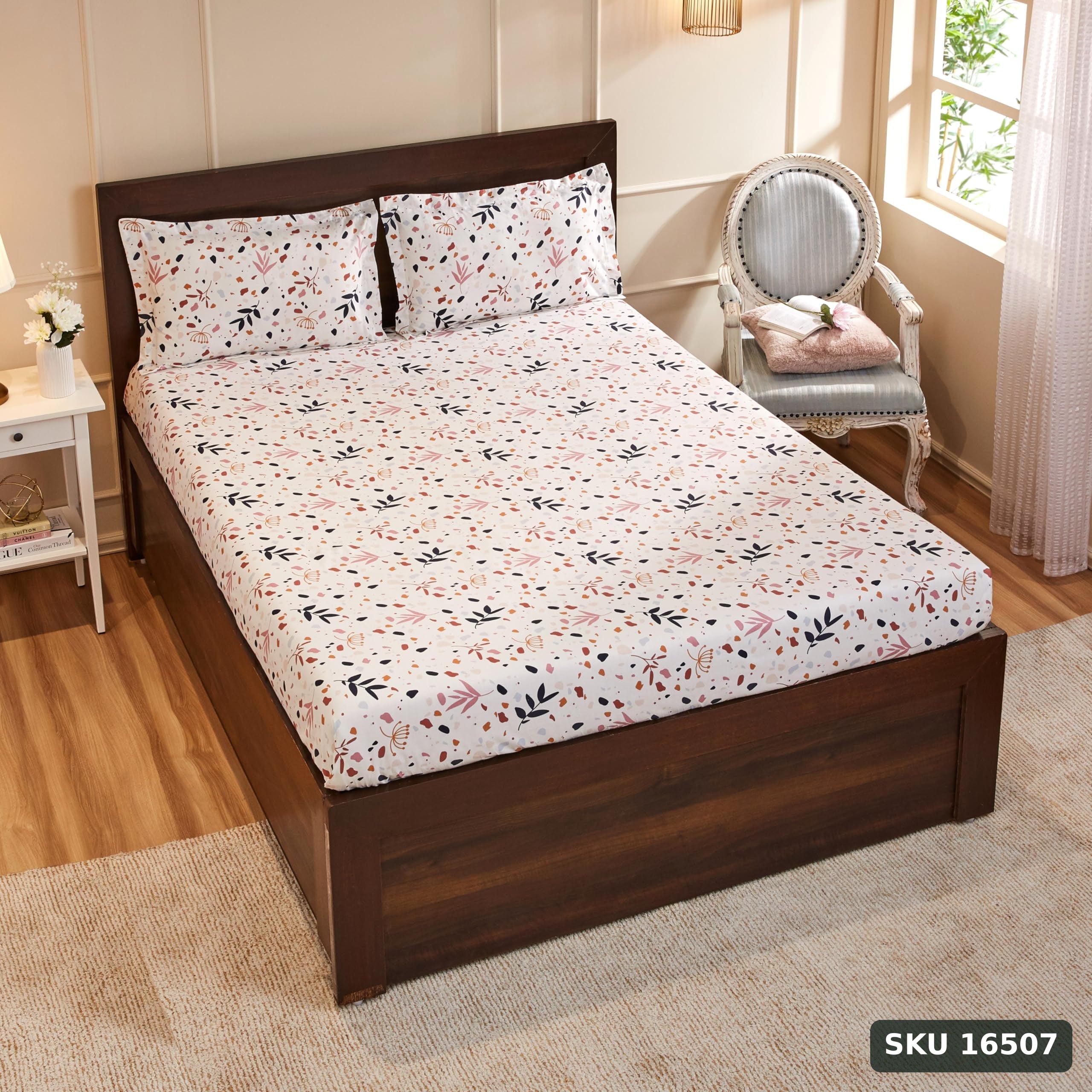 Yanchi Calico Meadow 144 Tc 100% Cotton King Size Bedsheet with 2 Pillow Covers, White, Abstract - SKU 16507