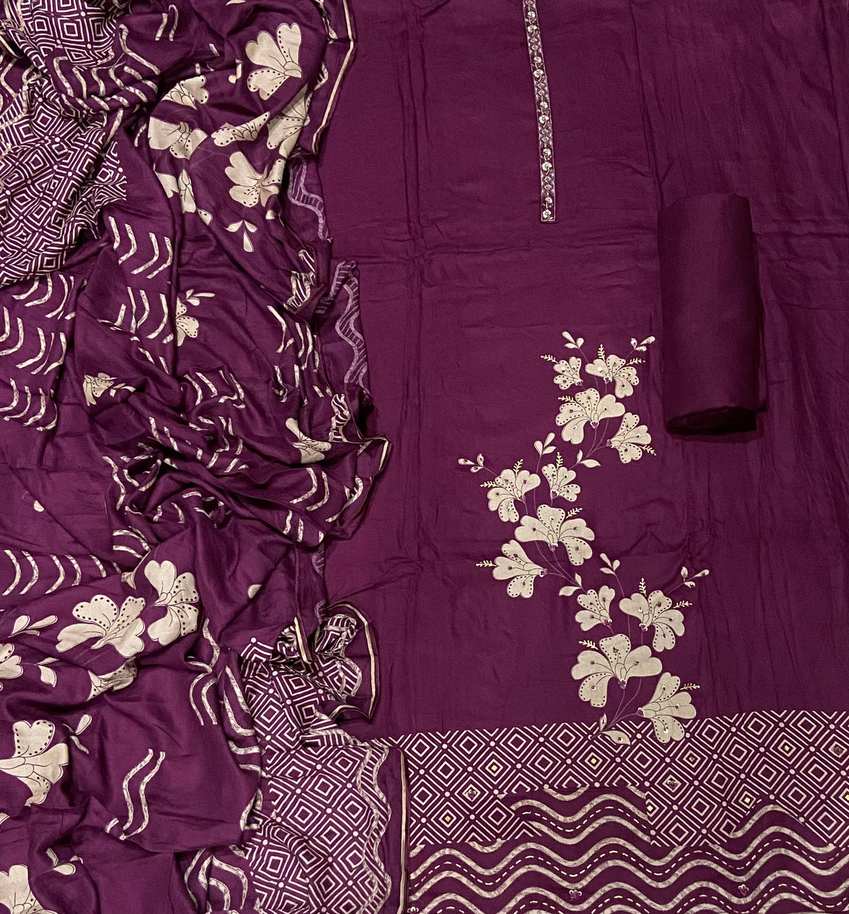 Premium Winter Pashmina Digital Print Suit Set with mirror work