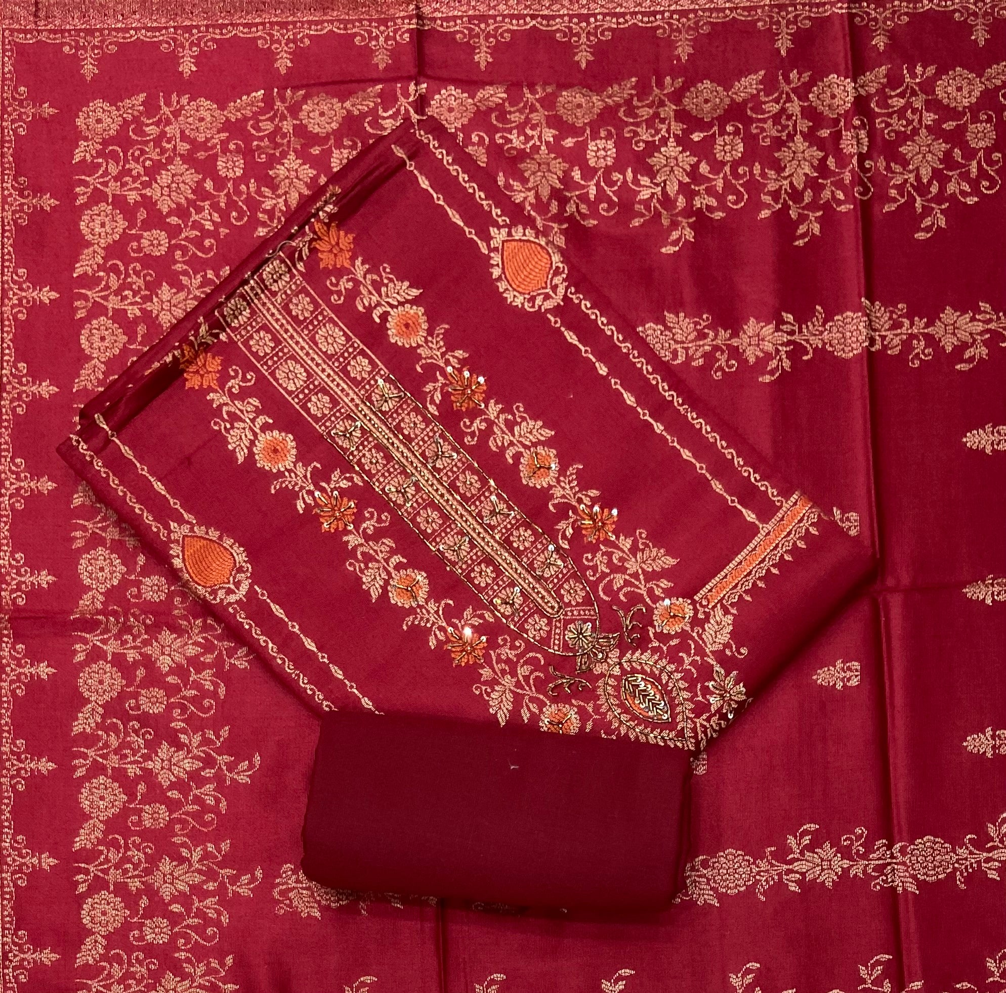 HK Acrylic Winter Suit Set (Avni)