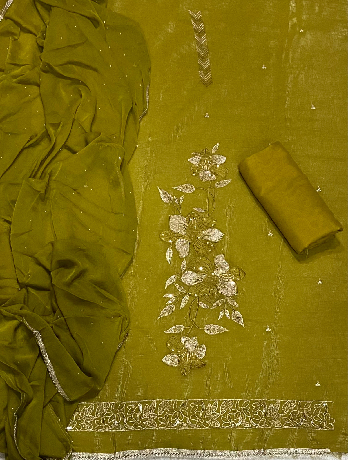 Fancy Crunchy Suit Set with Sequins Heavy Zari Thread Work