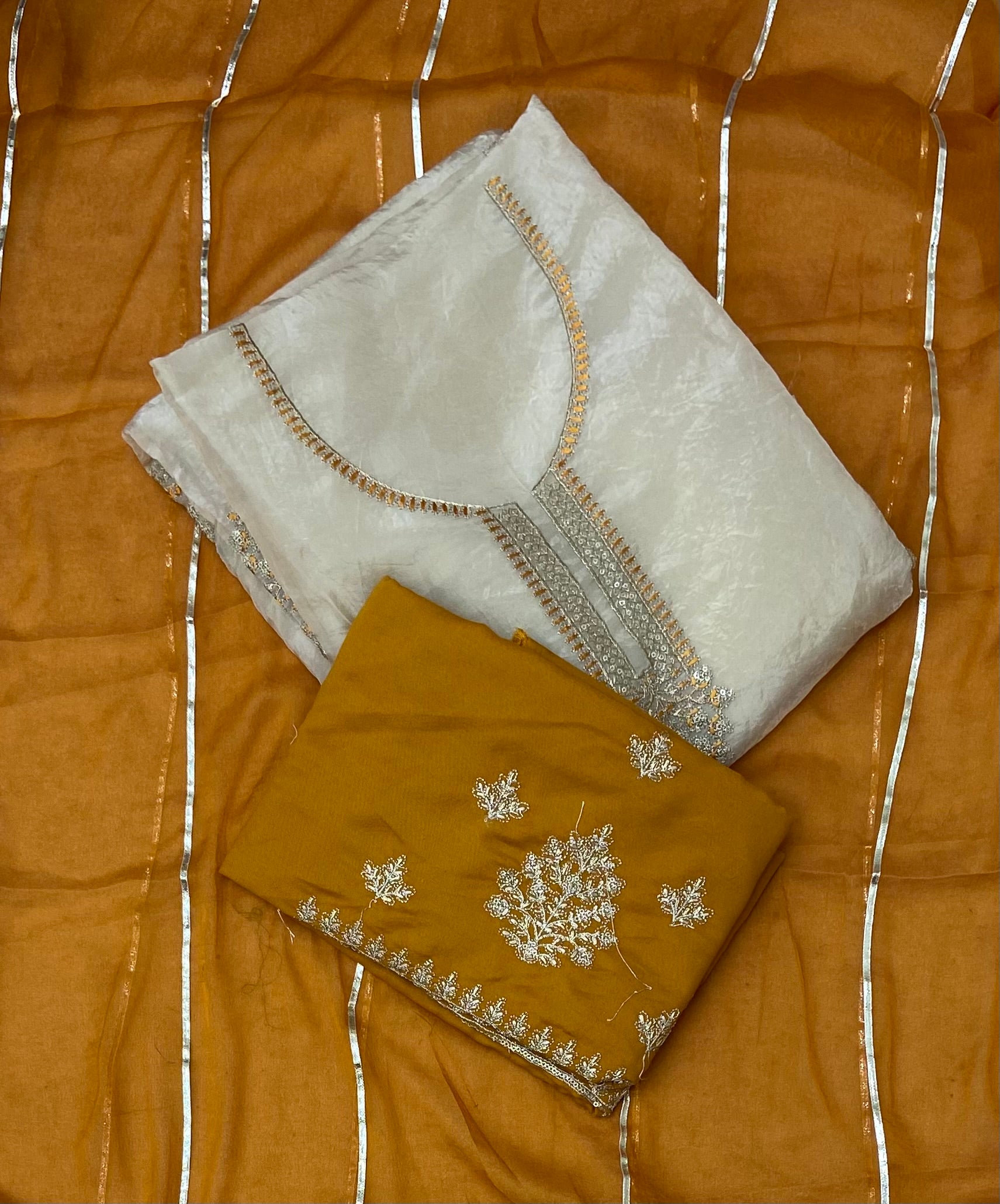 Classy Weaves Gold Crush Suit Set