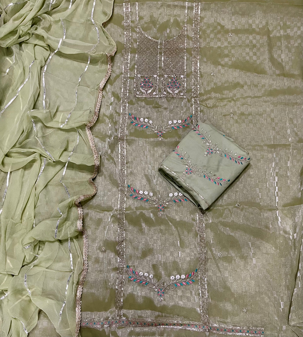 Fancy Burberry Suit Set with Zari Thread & Sequins Work