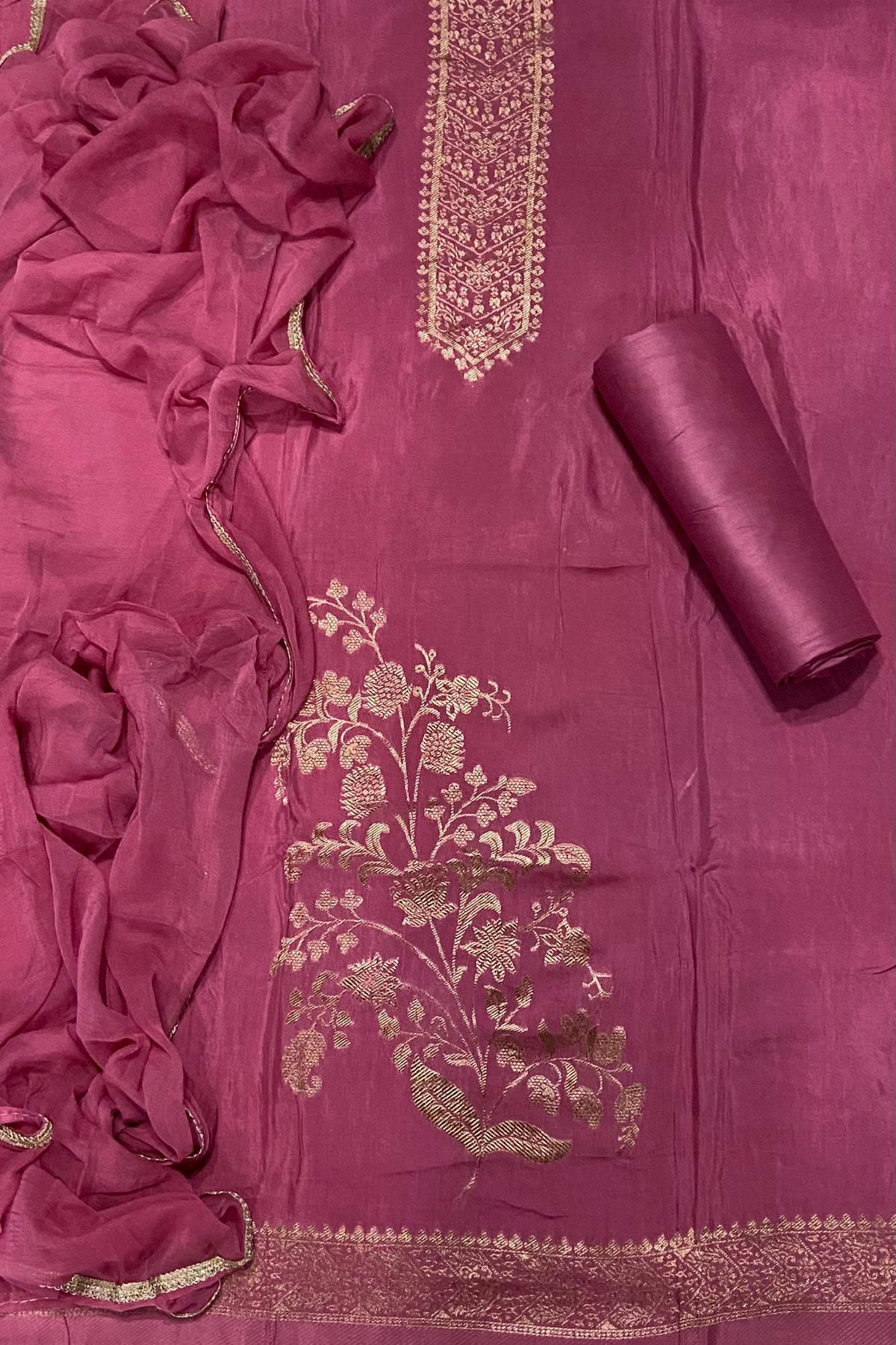 Elegant Muslin Jacquard Suit Set