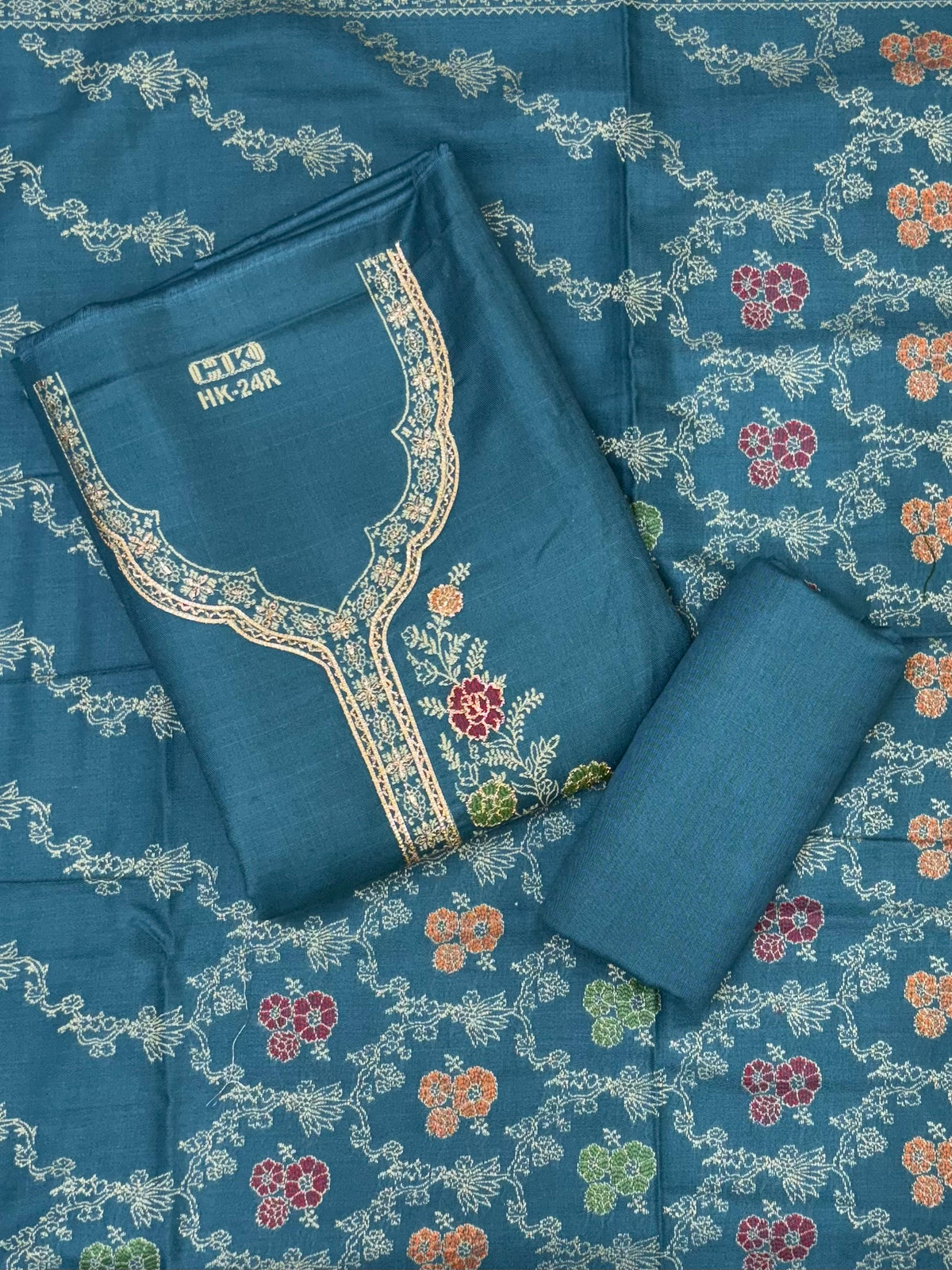HK Acrowool Winter Suit Set (Tokyo)