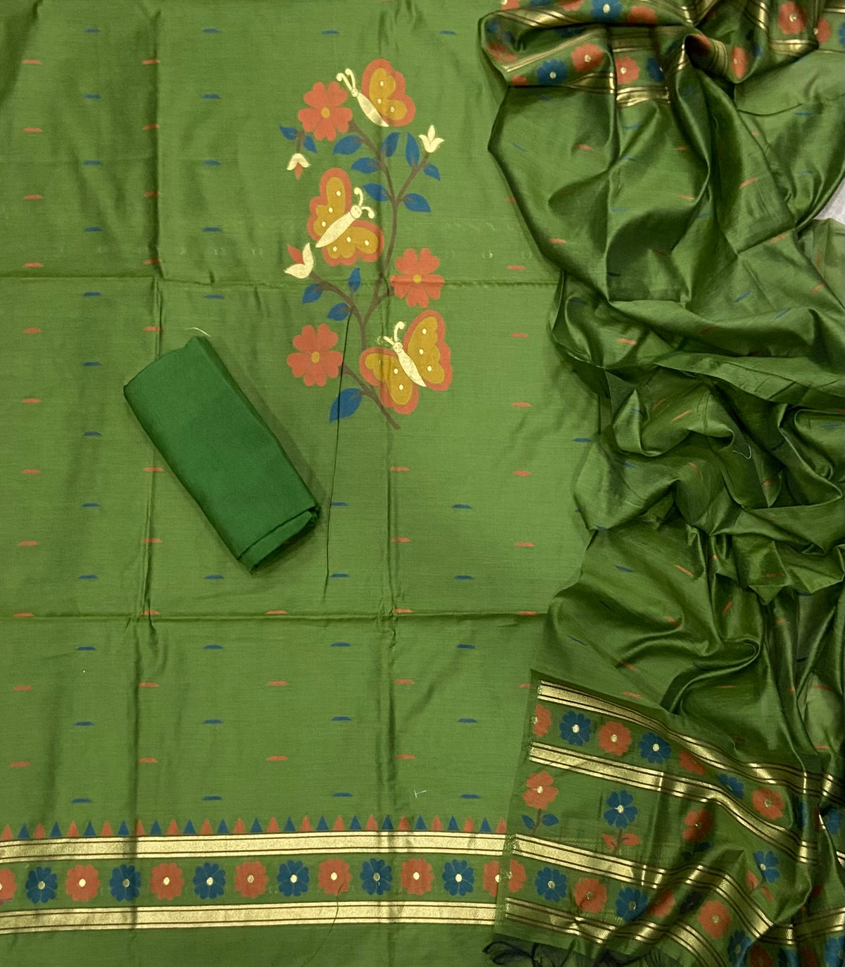 Classy Weaves Muga Cotton Silk Suit Set (2096)