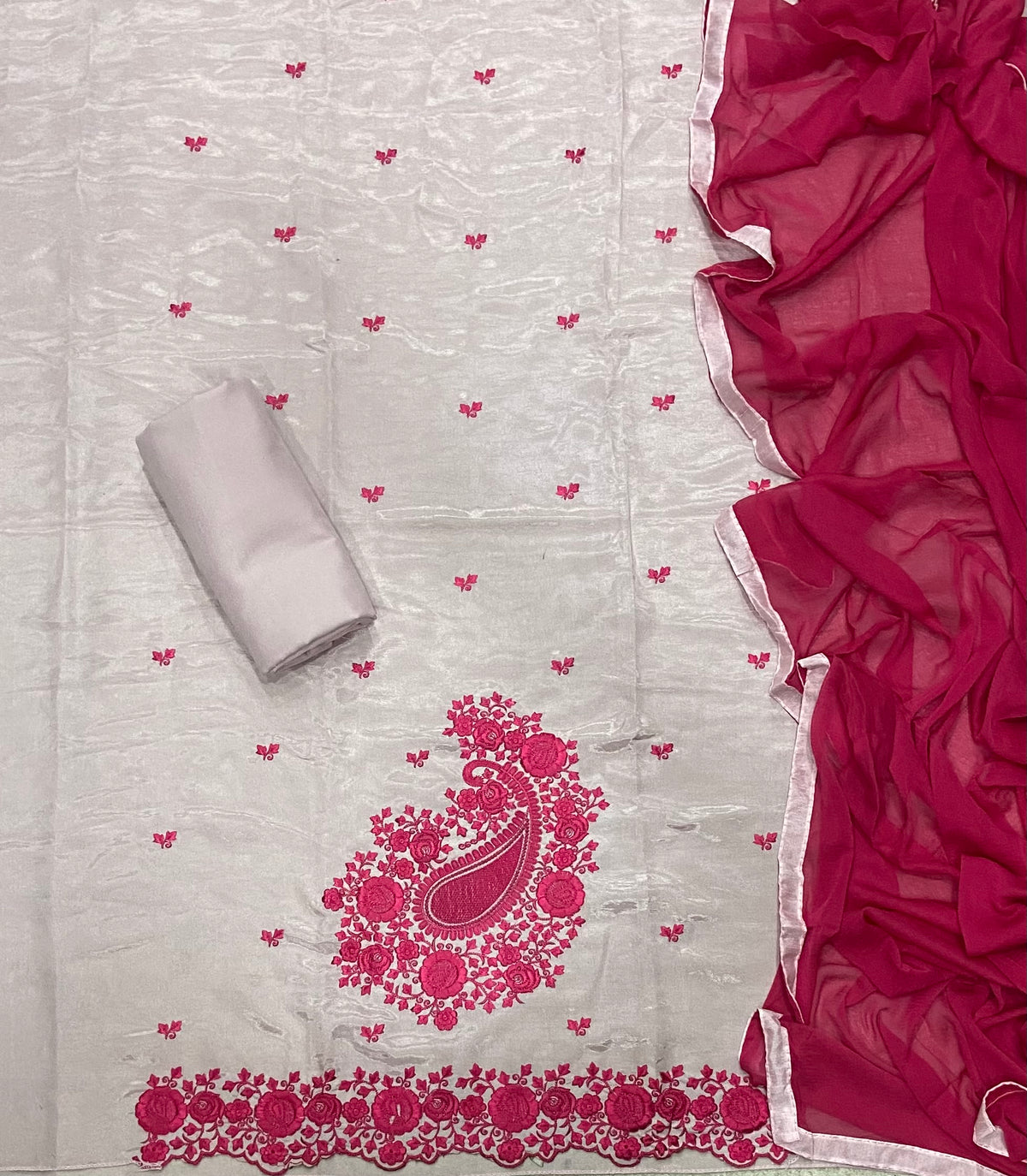 Classy Glass Organza Suit Set with Dhaga Thread Work