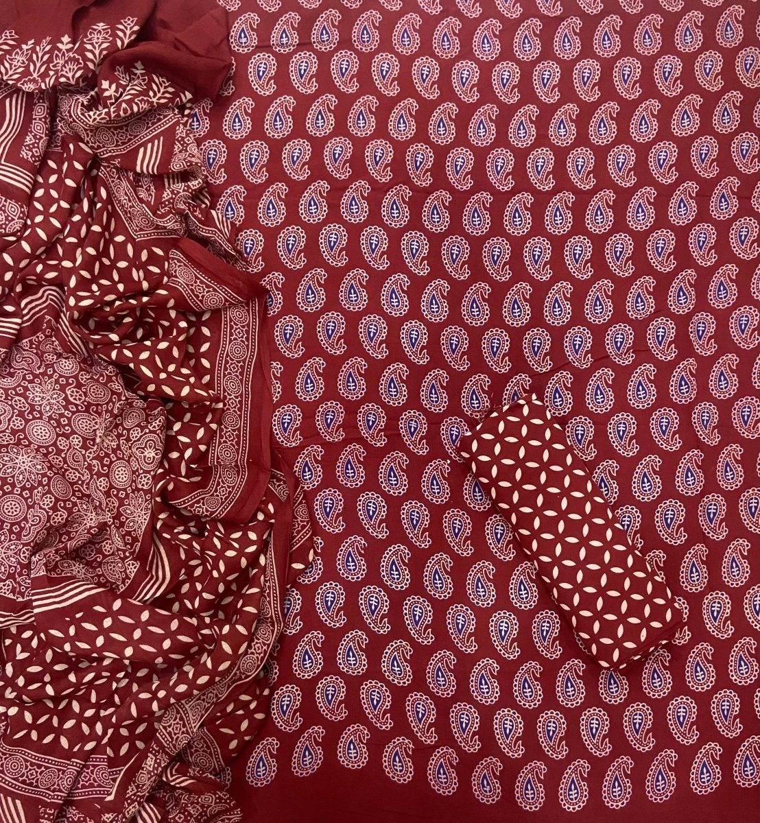 Block Print Elegant Cotton Suit - Yanchi