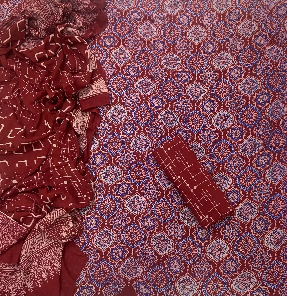Block Print Elegant Cotton Suit - Yanchi