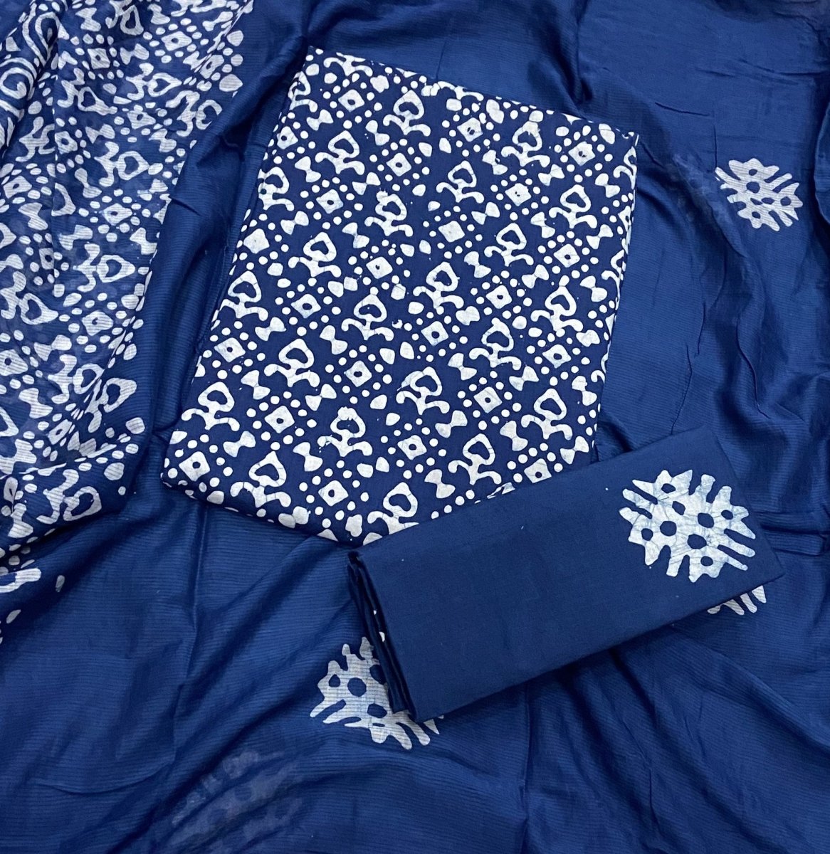 Block Print Elegant Cotton Suit Set - Yanchi