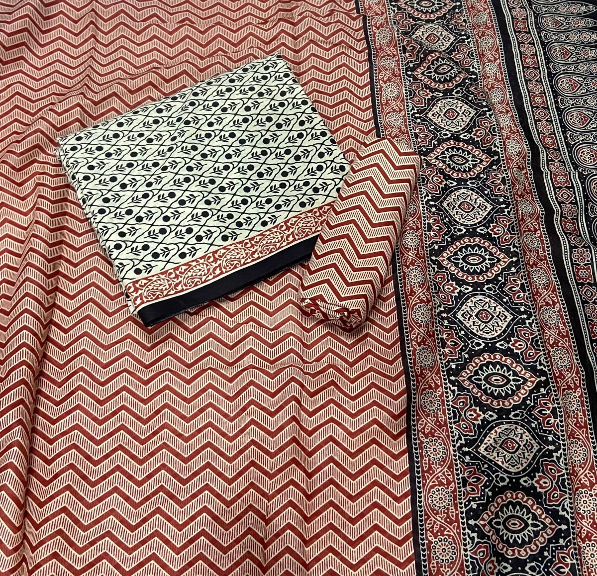 Celestial Pure Cotton Print Suit Set (Luxury Feel) - Yanchi