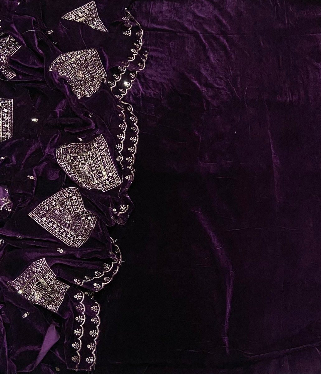 Classy Allover Winter Velvet Suit Set - Yanchi