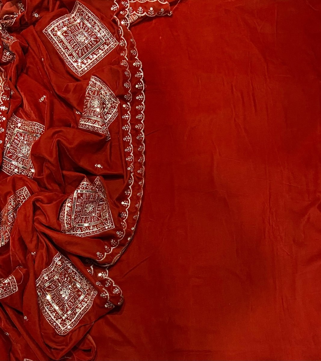 Classy Allover Winter Velvet Suit Set - Yanchi