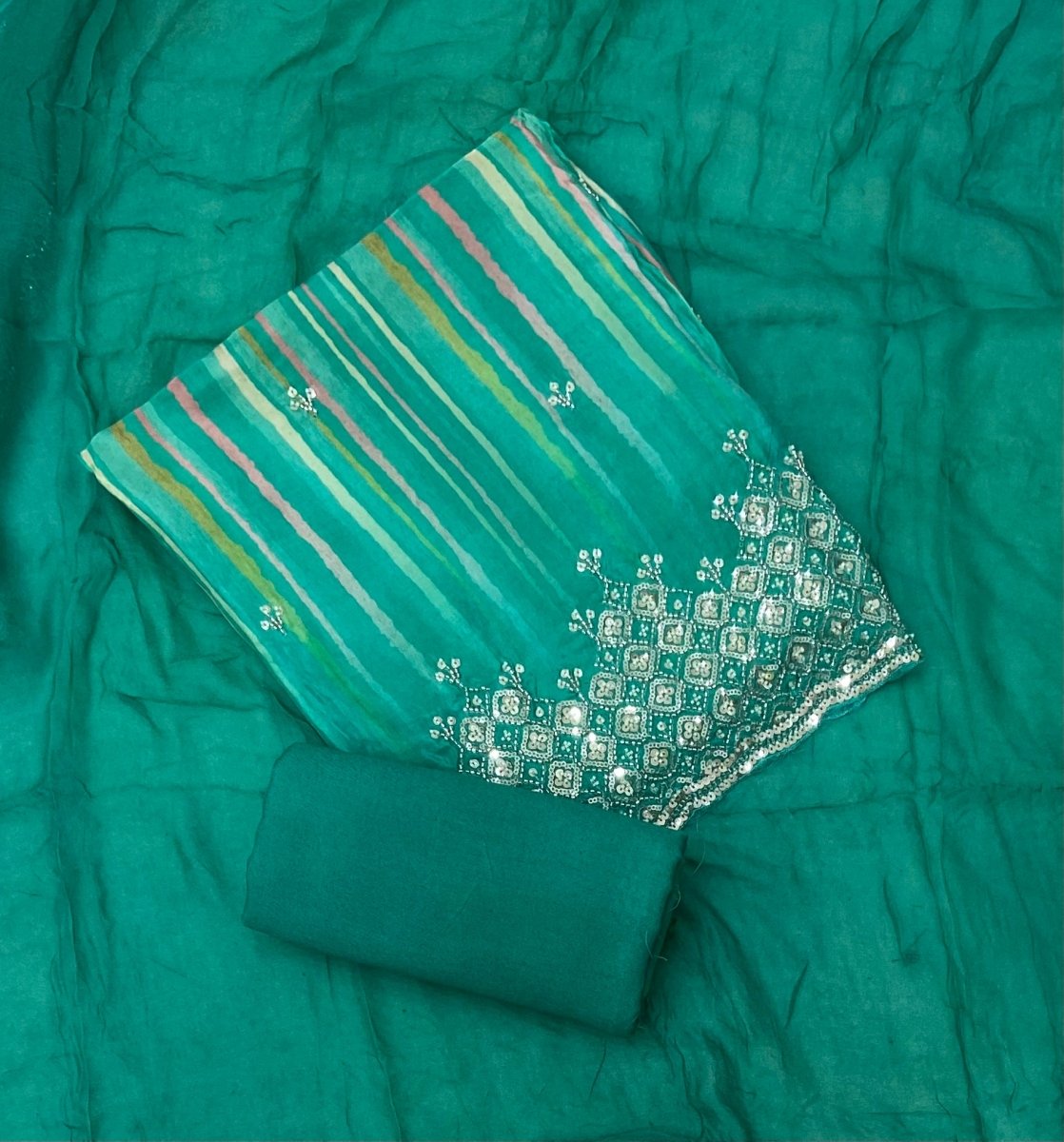 Classy Crepe Suit Set - Yanchi