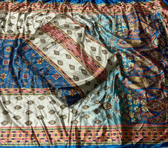 Classy Digital Print Winter Velvet Suit Set - Yanchi