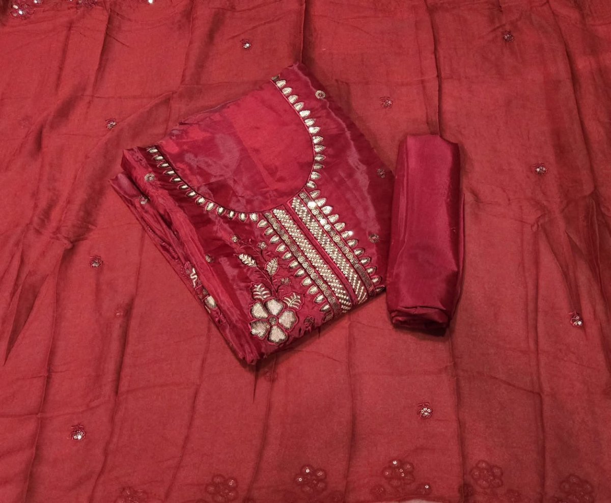 Classy Glass Organza Suit Set with Sequins & Thread Work - Yanchi