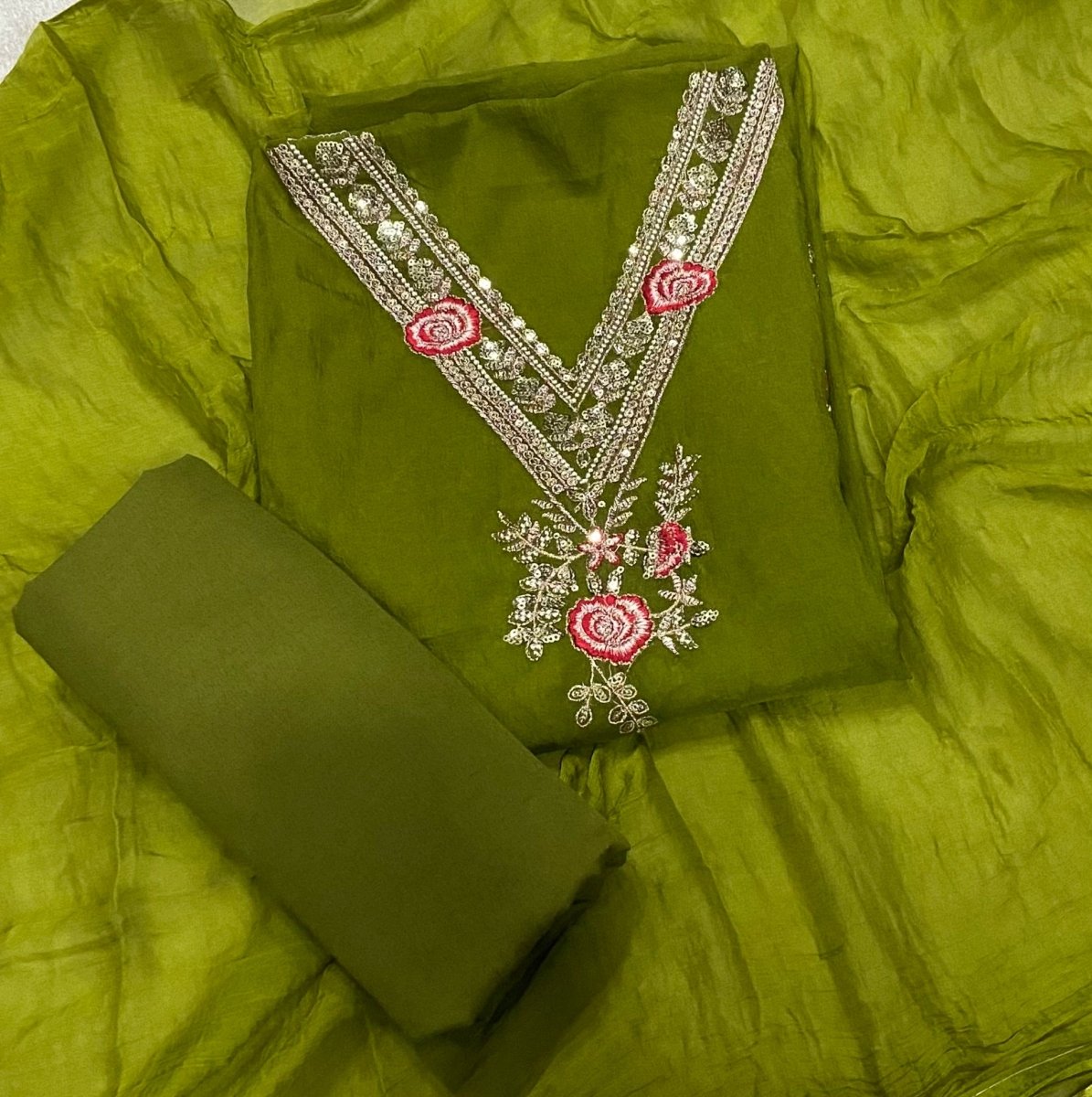 Classy Glass Organza Suit Set with Sequins & Zari Thread Work - Yanchi