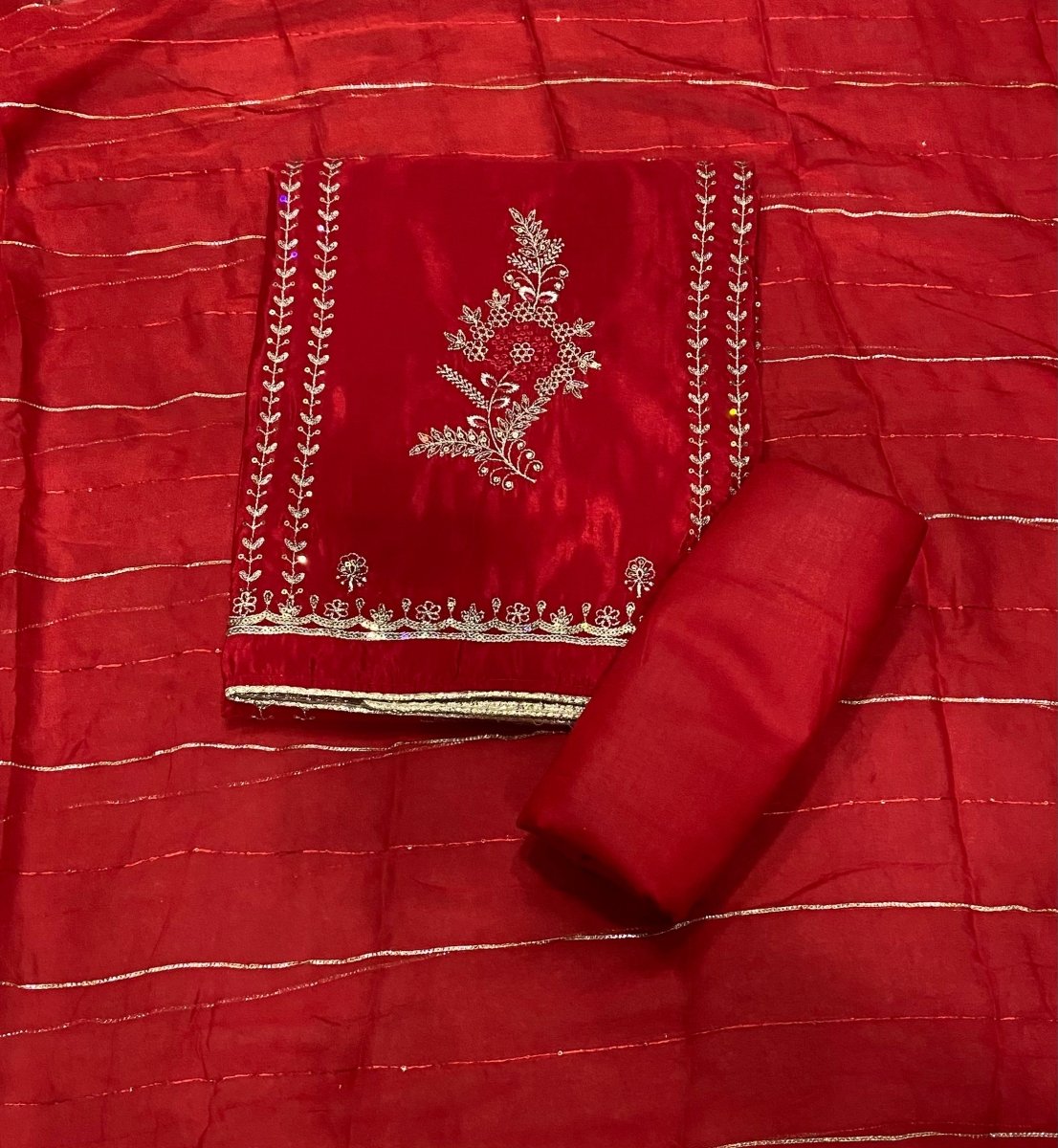 Classy Glass Organza Suit Set with Sequins & Zari Thread Work - Yanchi