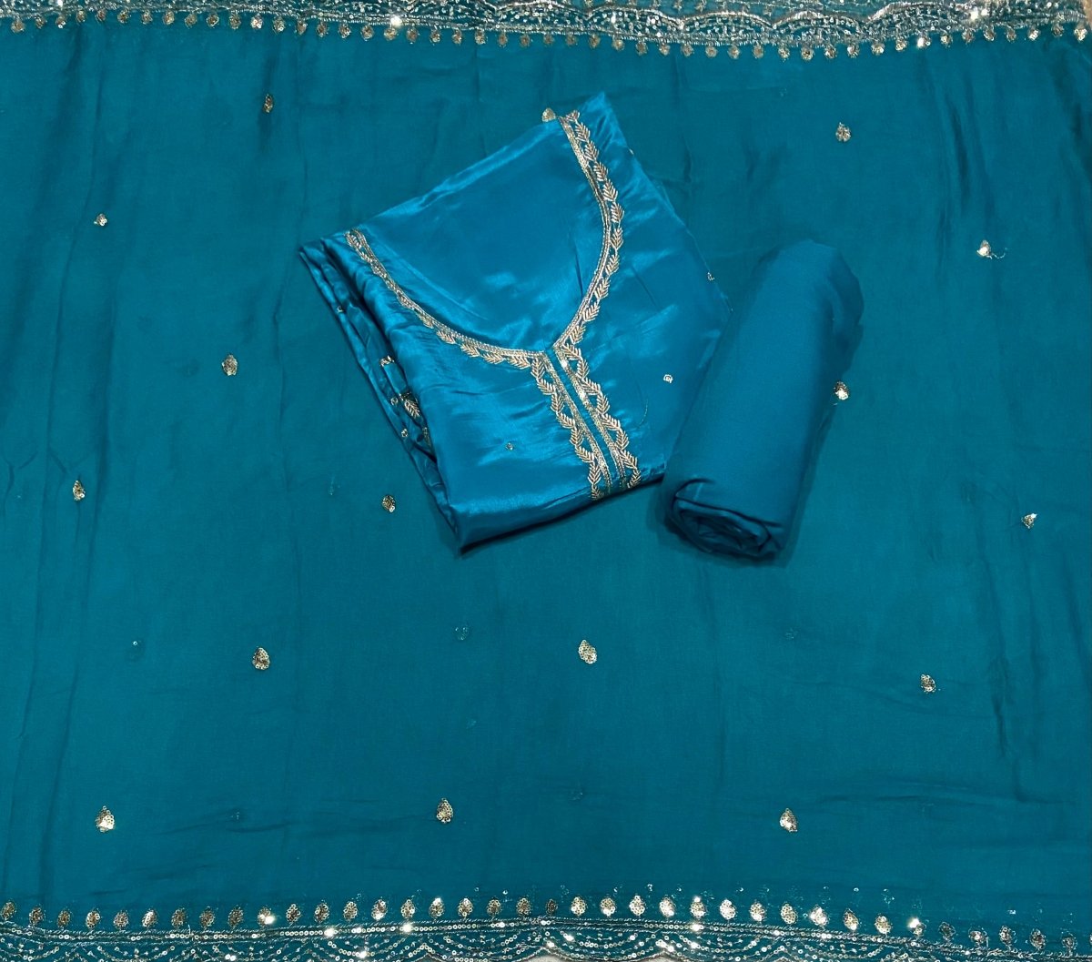 Classy Glass Organza Suit Set with Zari Thread Work - Yanchi