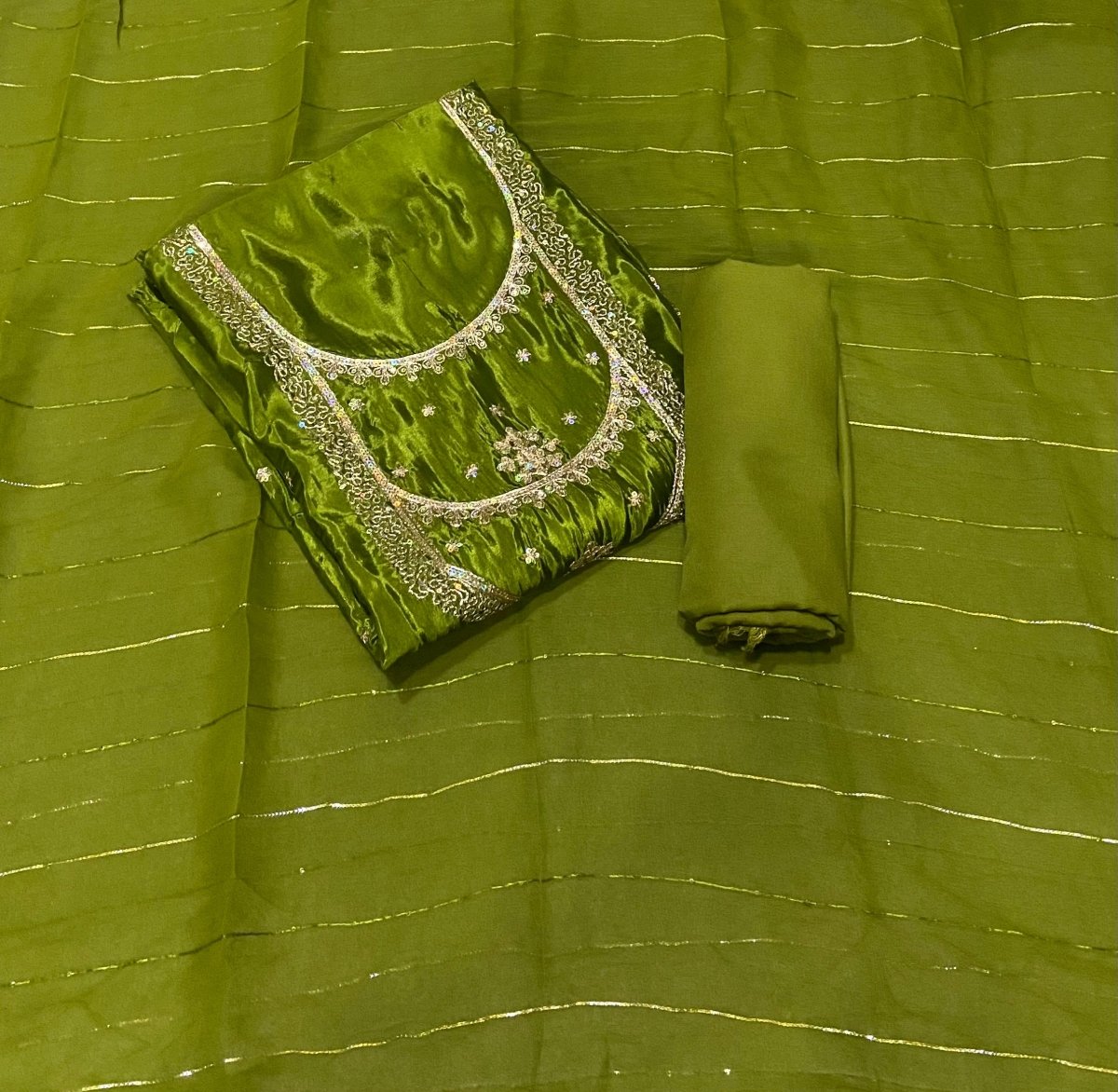 Classy Glass Organza Suit Set with Zari Thread Work - Yanchi