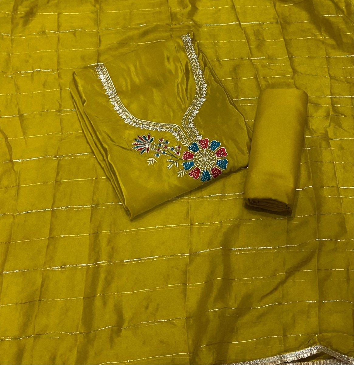 Classy Glass Organza Suit Set with Zari Thread Work - Yanchi