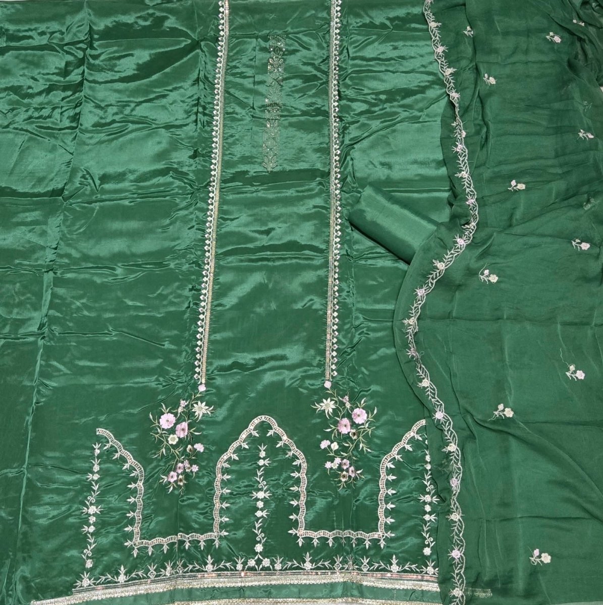 Classy Glass Organza Suit Set with Zari Thread Work - Yanchi