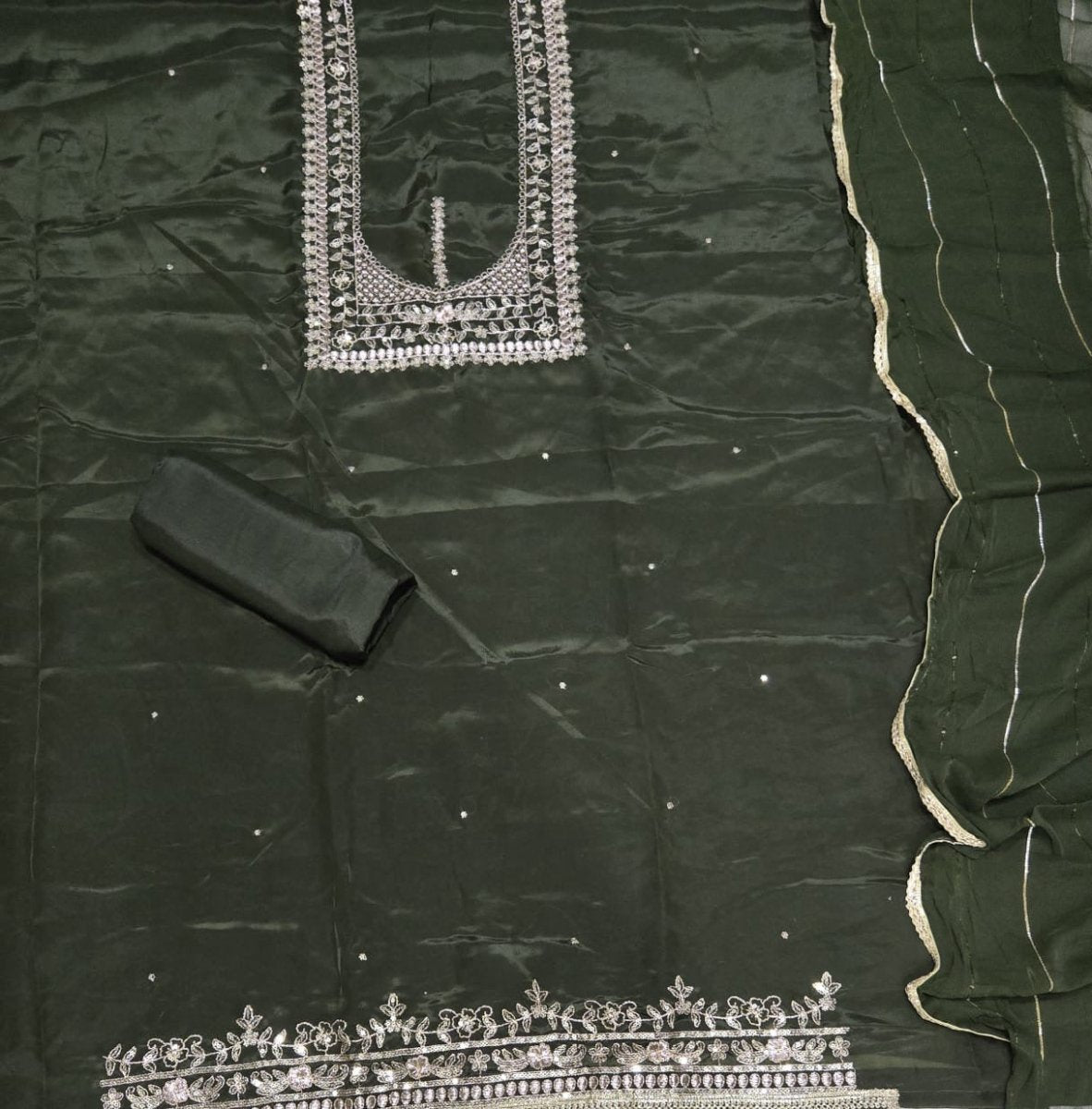 Classy Glass Organza Suit Set with Zari Thread Work - Yanchi