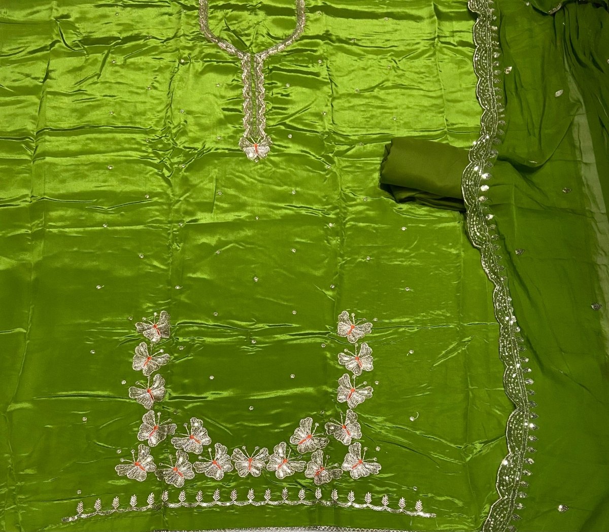 Classy Glass Organza Suit Set with Zari Thread Work - Yanchi