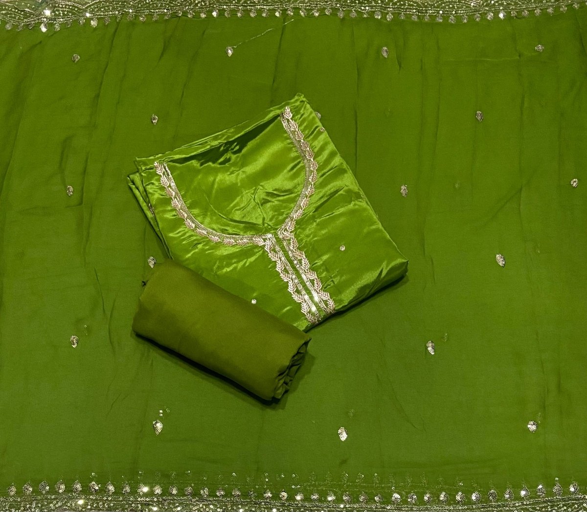 Classy Glass Organza Suit Set with Zari Thread Work - Yanchi