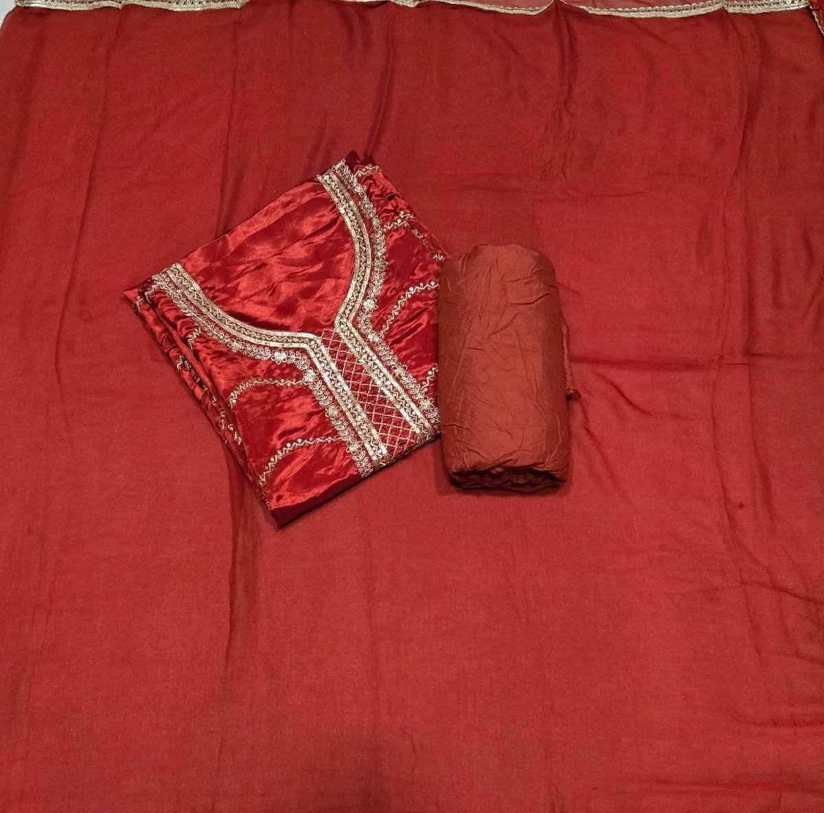 Classy Glass Organza Suit Set with Zari Thread Work - Yanchi