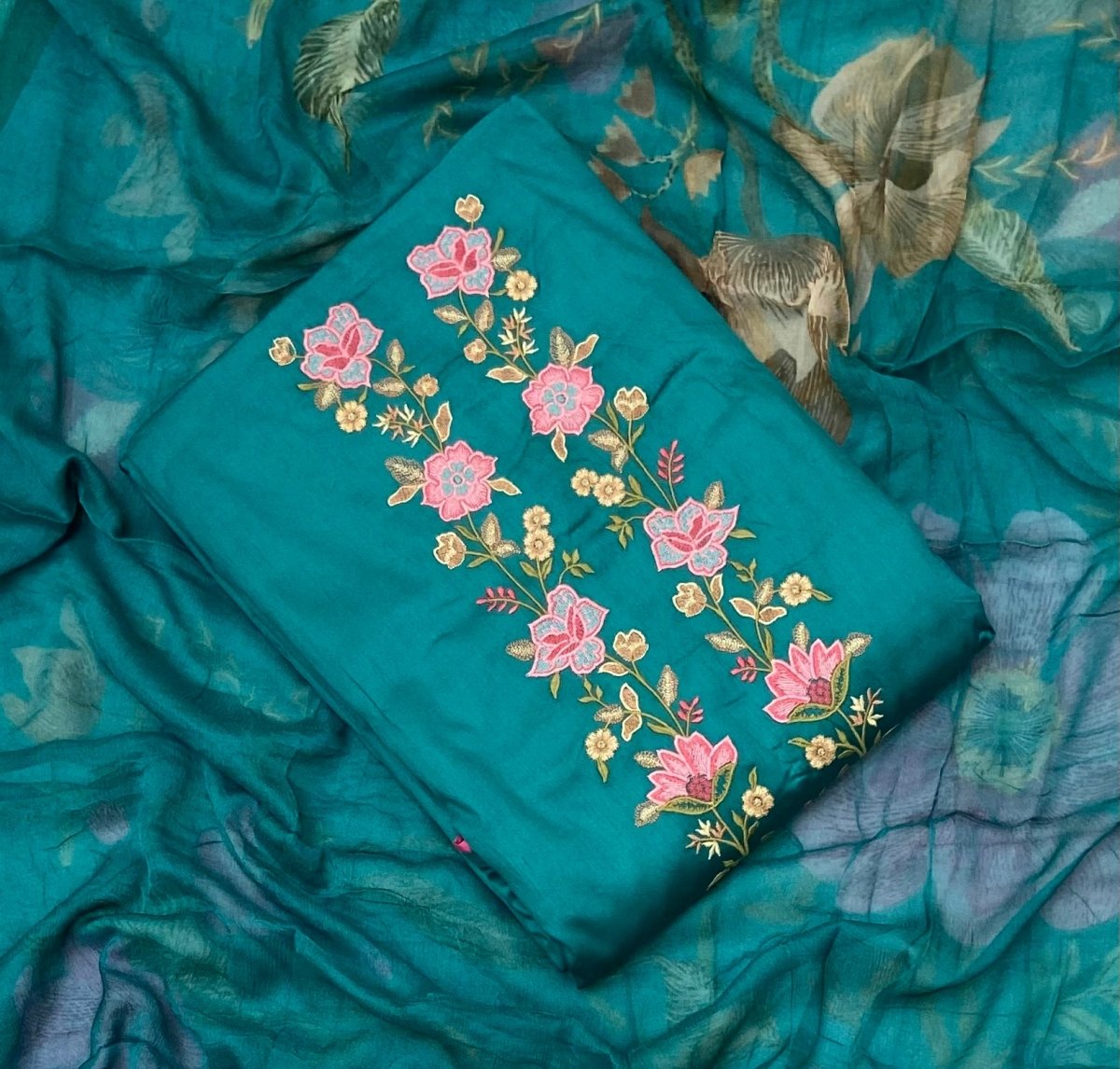 Classy Netra Jaam Suit Set - Yanchi