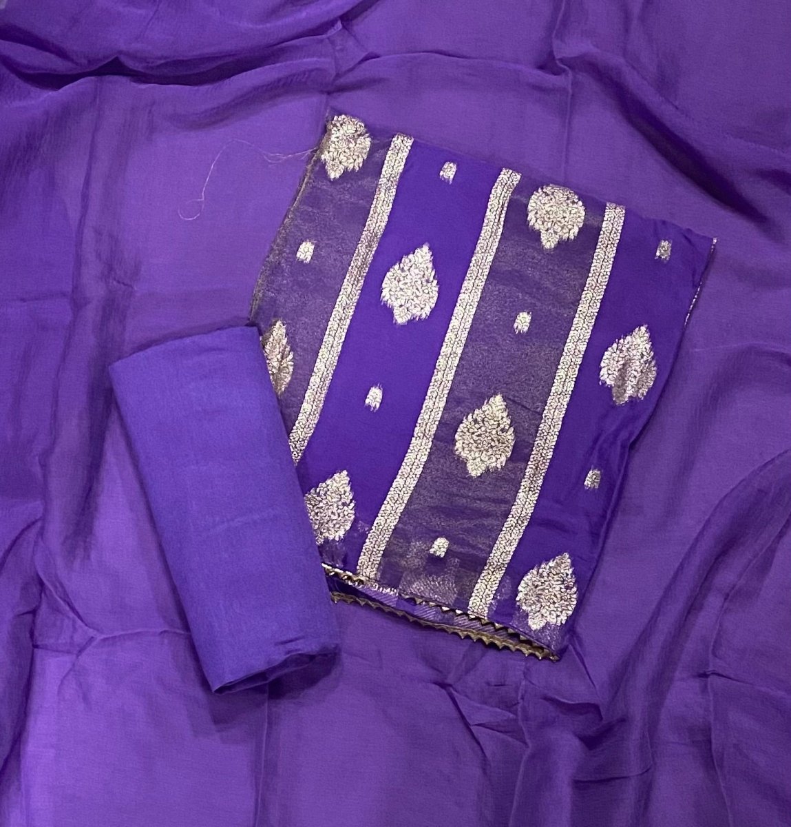 Classy Organza Banarsi Suit Set - Yanchi