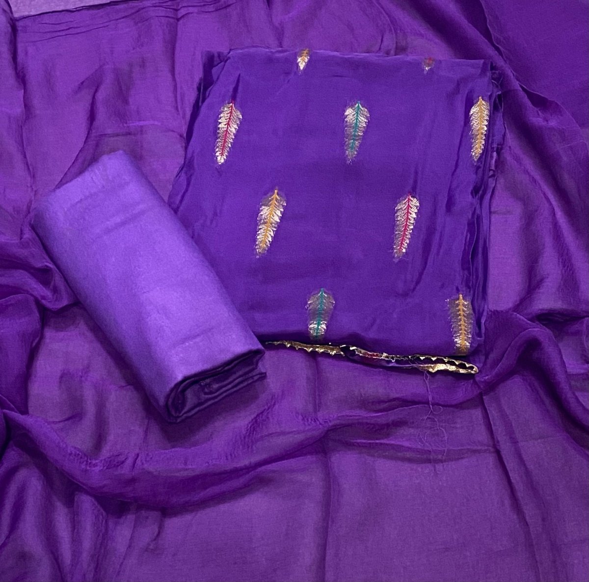 Classy Organza Banarsi Suit Set - Yanchi