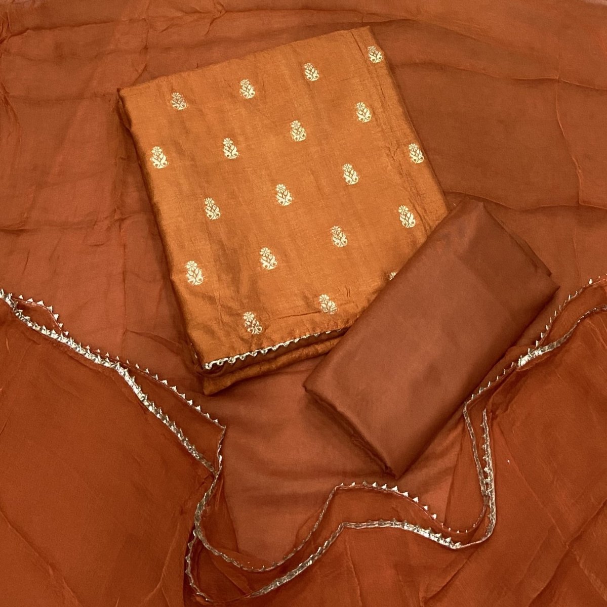 Classy Organza Banarsi Suit Set - Yanchi