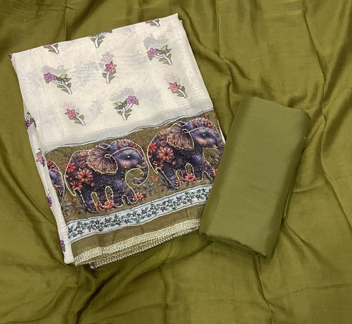 Classy Soft Organza Aari & Sarvosk Work Suit set - Yanchi