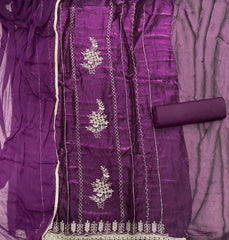 Crush Silk Suit Set with Cutdana & Sequins Work - Yanchi
