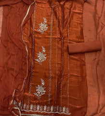 Crush Silk Suit Set with Cutdana & Sequins Work - Yanchi