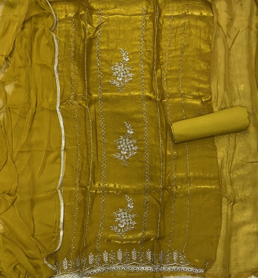 Crush Silk Suit Set with Cutdana & Sequins Work - Yanchi