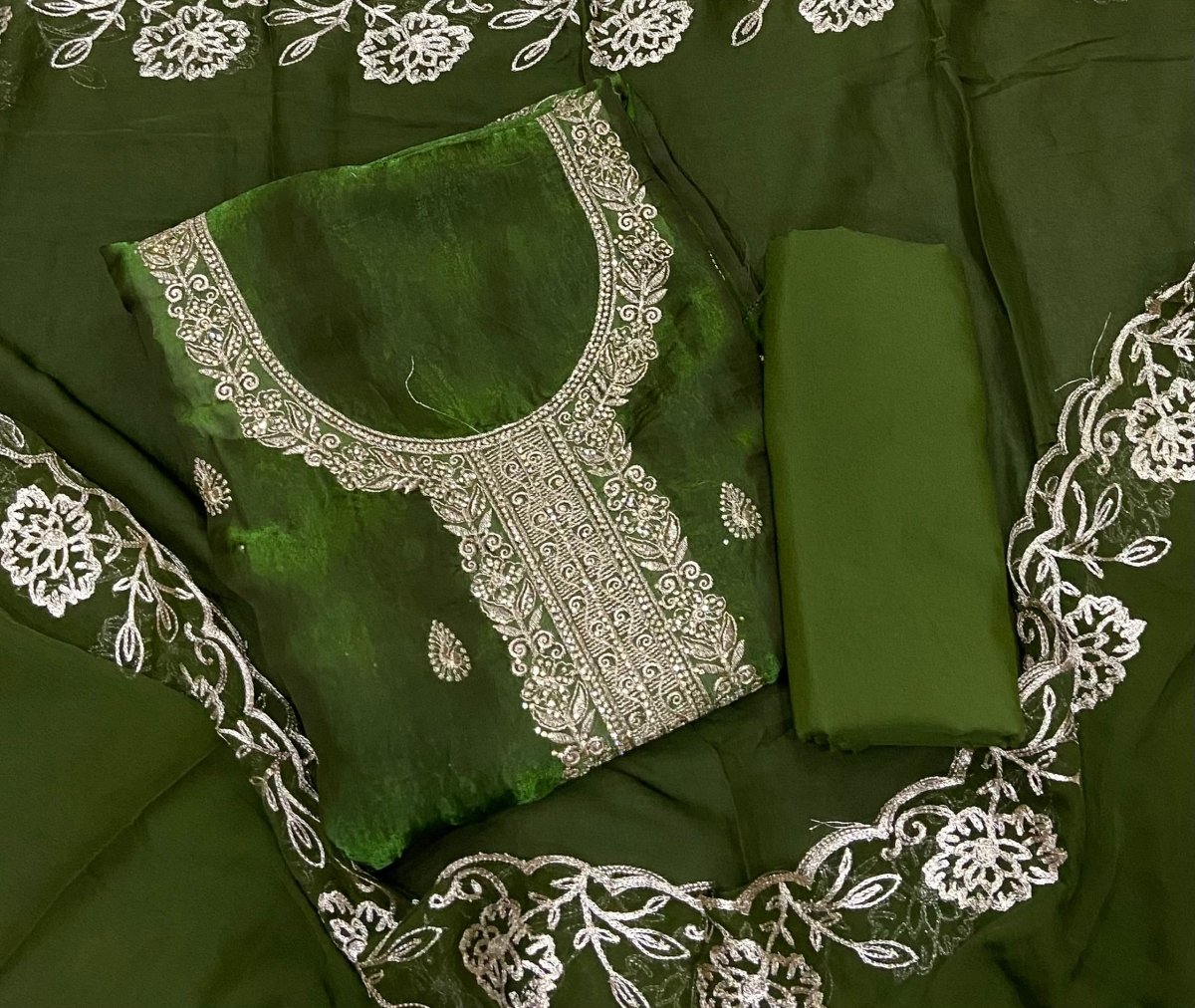 Crush Silk Suit Set with Zari & Stone Work - Yanchi