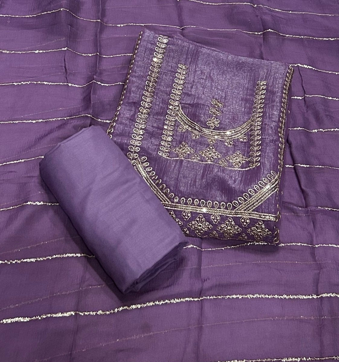 Dhamaka Offer Crunchy Suit Set with Zari Thread & Sequins Work - Yanchi