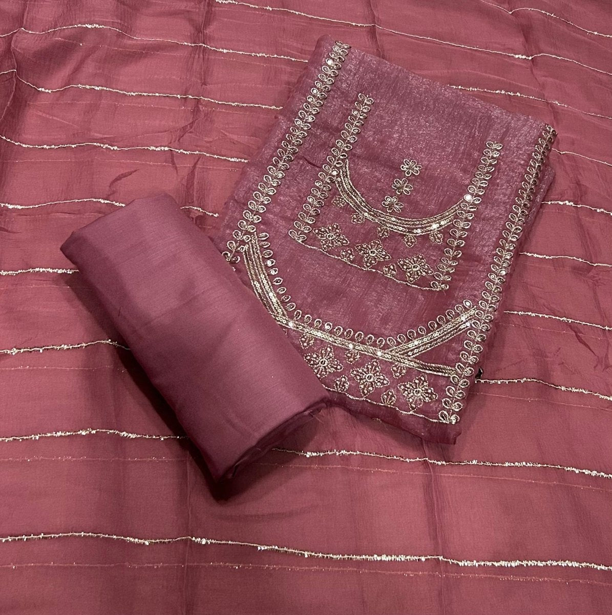 Dhamaka Offer Crunchy Suit Set with Zari Thread & Sequins Work - Yanchi