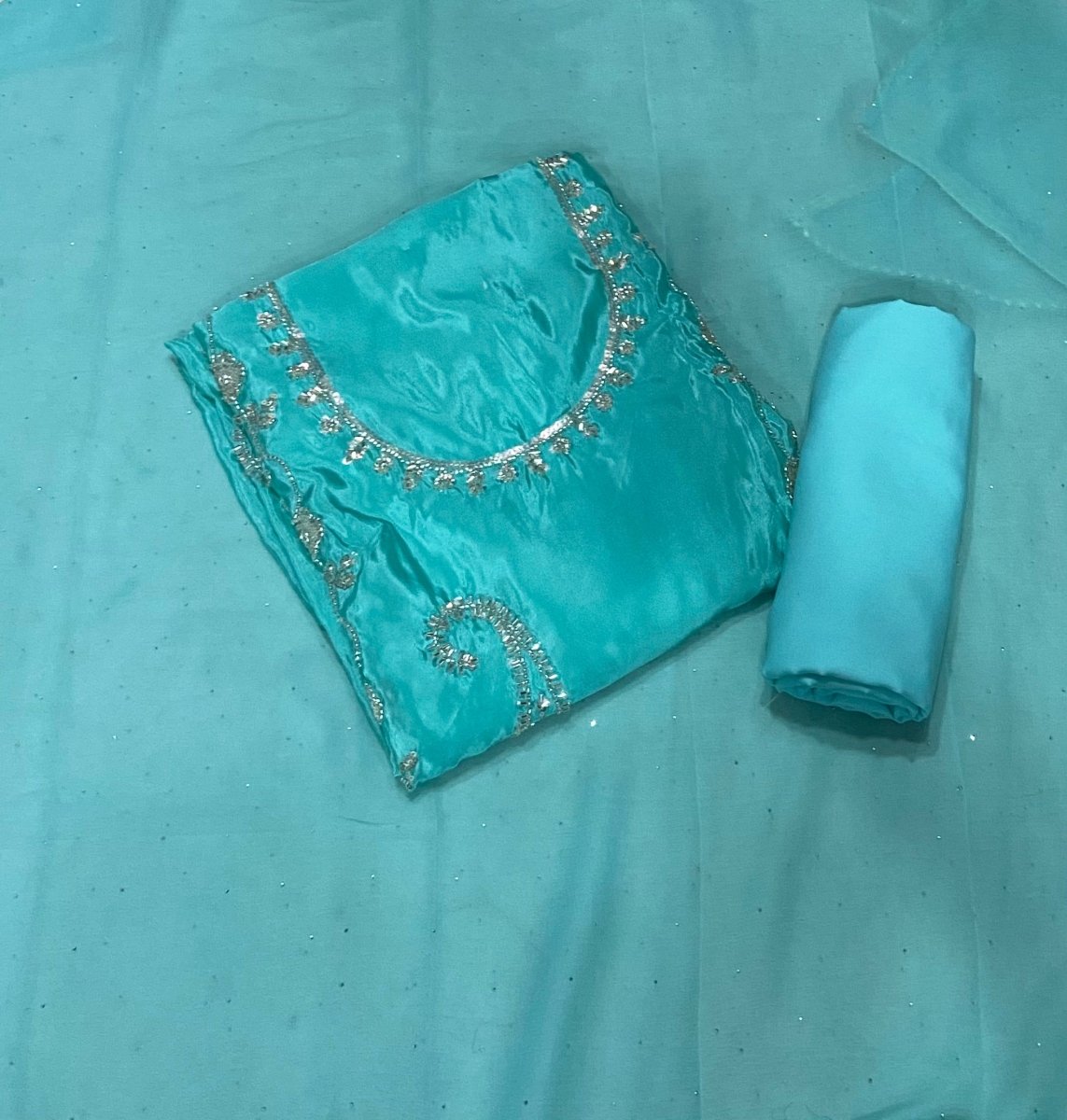 Dhamaka Offer Glass Organza Suit Set with Sequins & Beads work - Yanchi