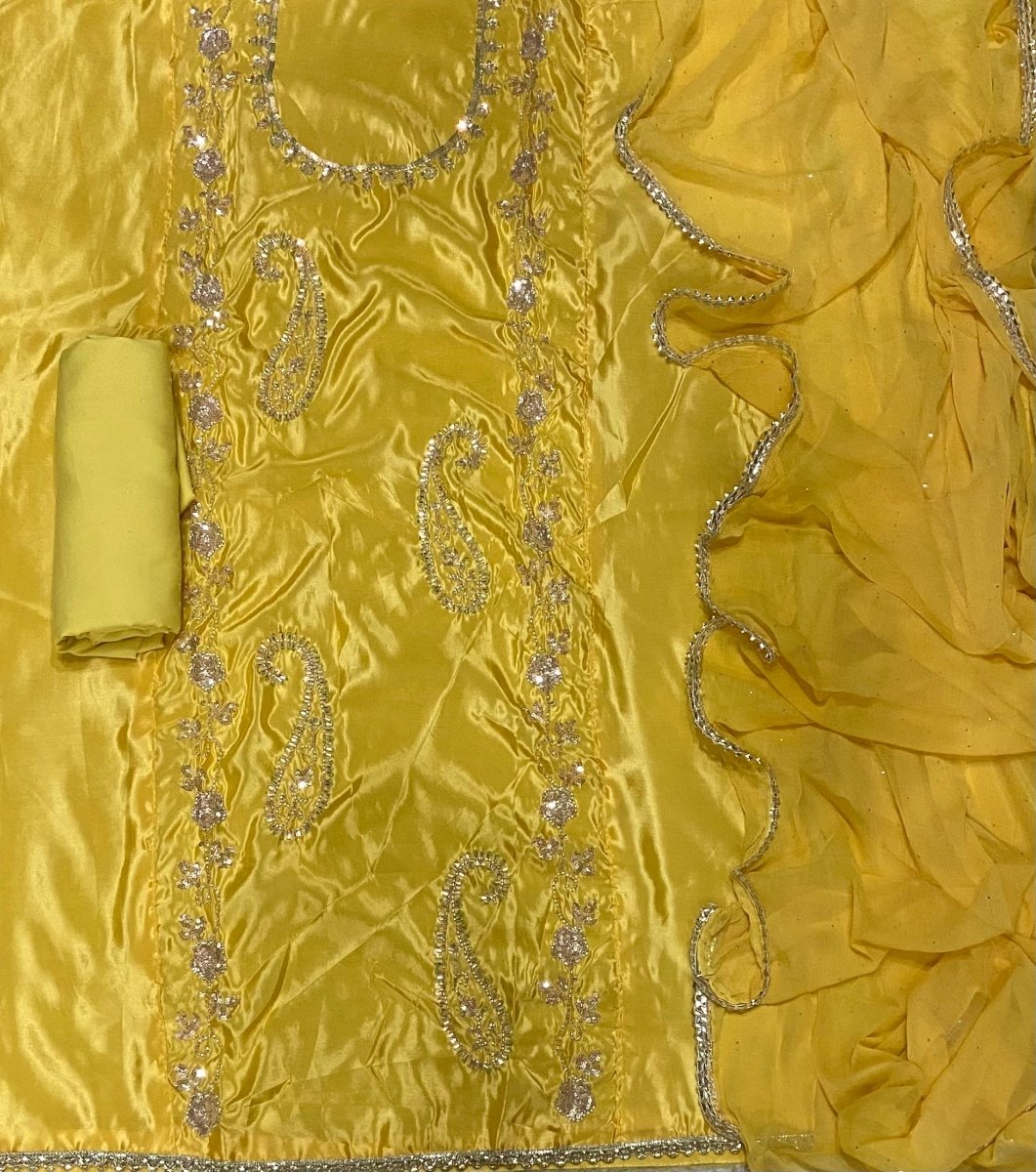 Dhamaka Offer Glass Organza Suit Set with Sequins & Beads work - Yanchi