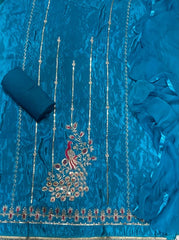 Dhamaka Offer Gold Crush Suit Set with Heavy Sequins & Zari work - Yanchi