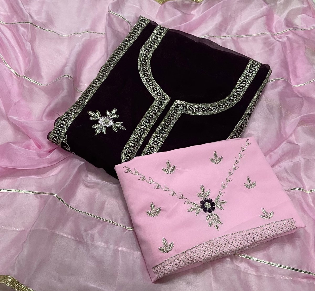 Dhamaka Offer Shimmer Suit Set with Heavy Sequins & Zari Thread work(Bottom work) - Yanchi