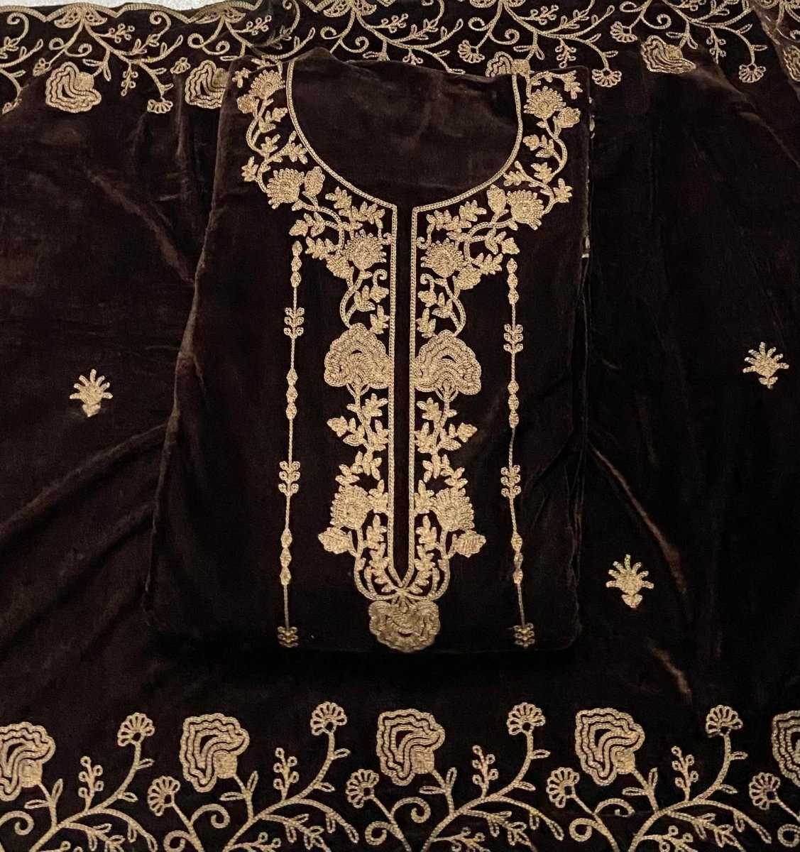 Dhamaka Offer Velvet Winter Suit Set(DN130) - Yanchi