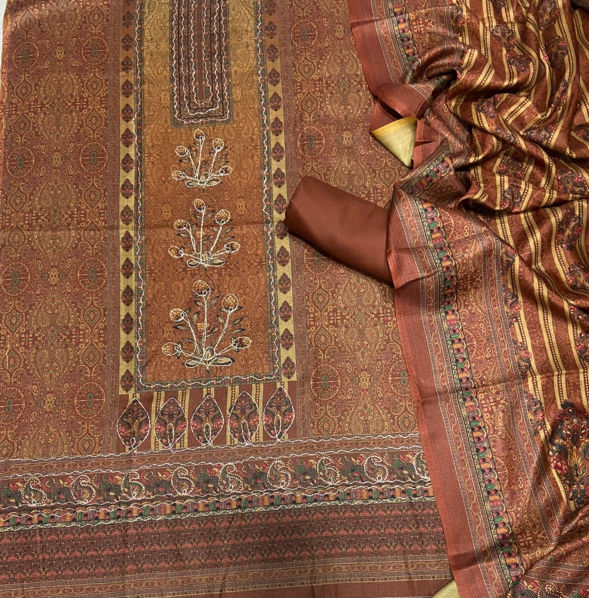 Dhamaka Offer Winter Suit Set - Yanchi