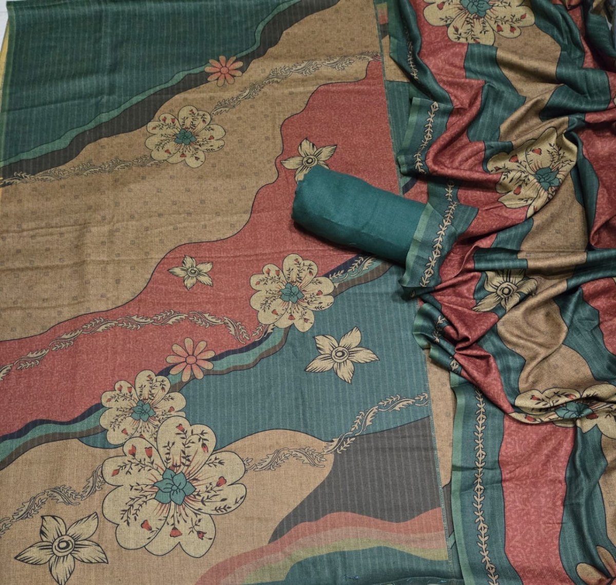 Dhamaka Offer Winter Suit Set - Yanchi