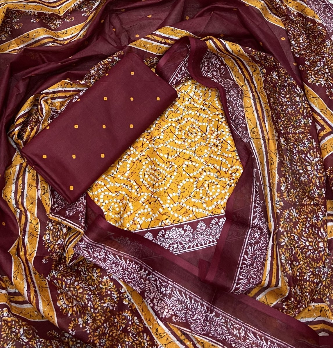Enchant Cotton Print Suit Set - Yanchi